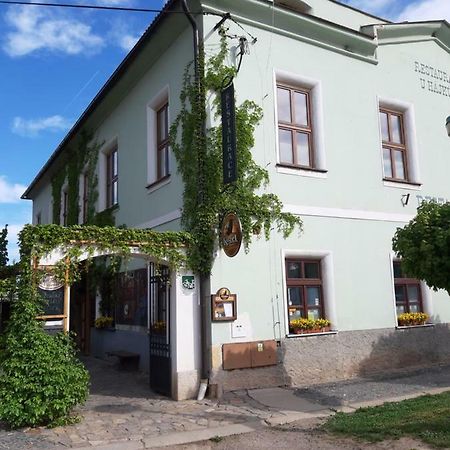 Penzion A Restaurace U Hajku Nové Dvory Exterior foto