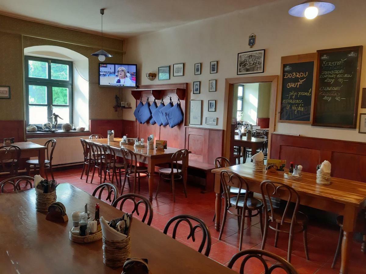 Penzion A Restaurace U Hajku Nové Dvory Exterior foto